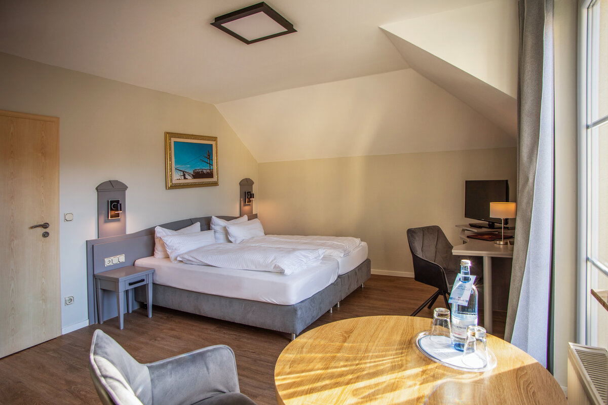 Gemütliches Doppelzimmer mit Sitzecke